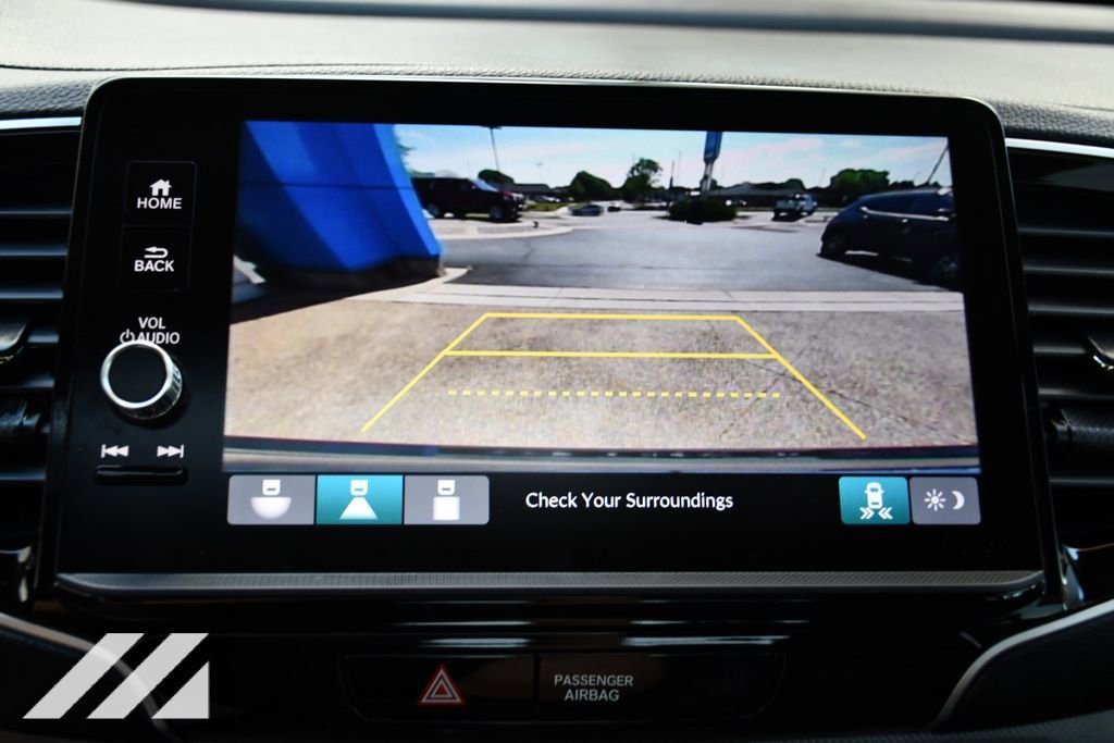 Used 2025 Black Honda RTL image 18