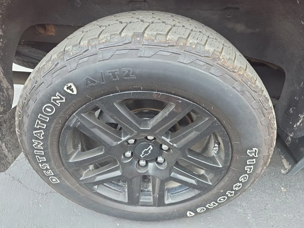 Used 2023 Red Chevrolet RST image 20
