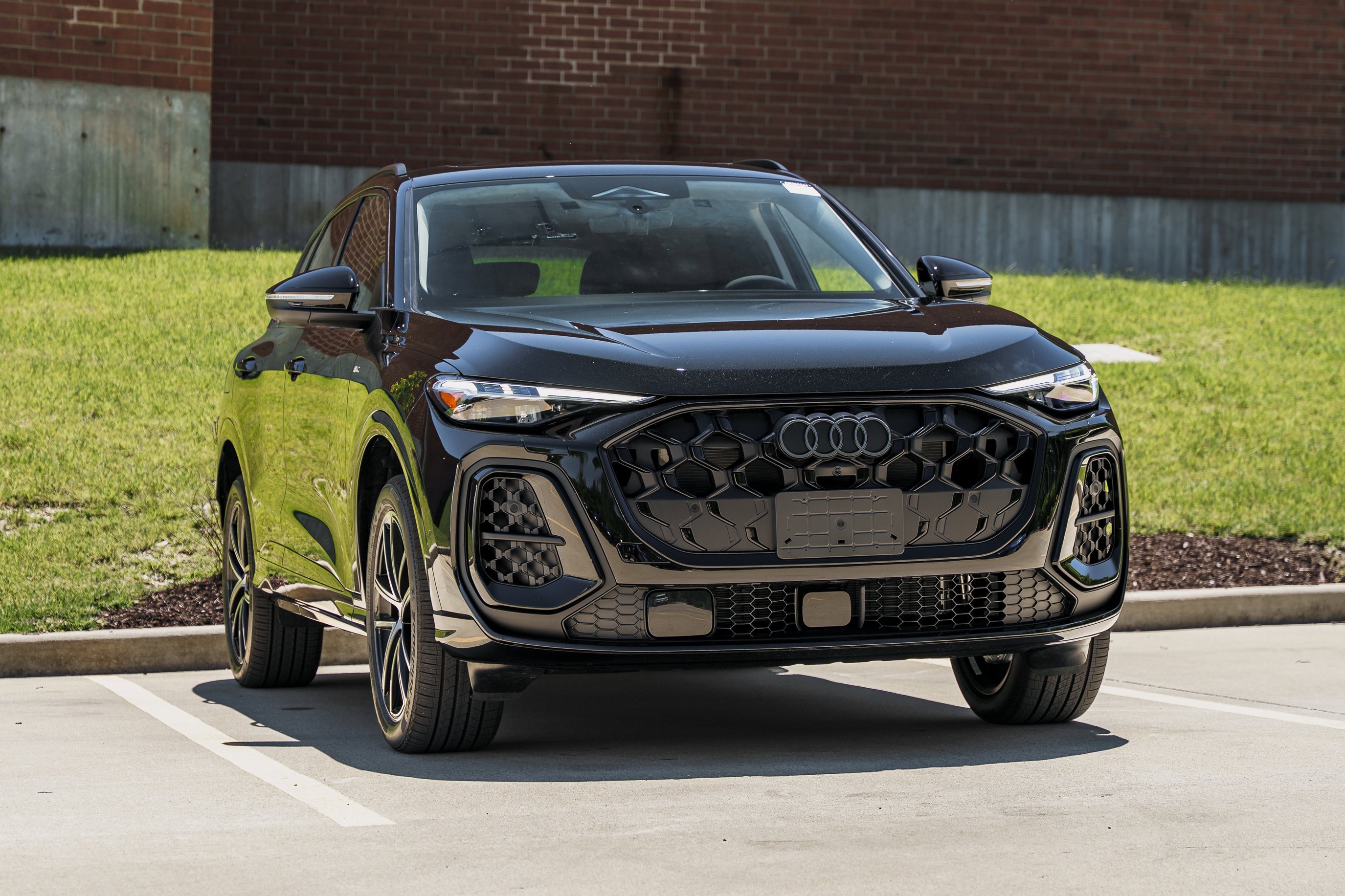 2026 Audi Q5 Premium Plus quattro's photo