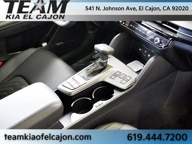 New 2026 White Kia X-Pro Prestige image 13