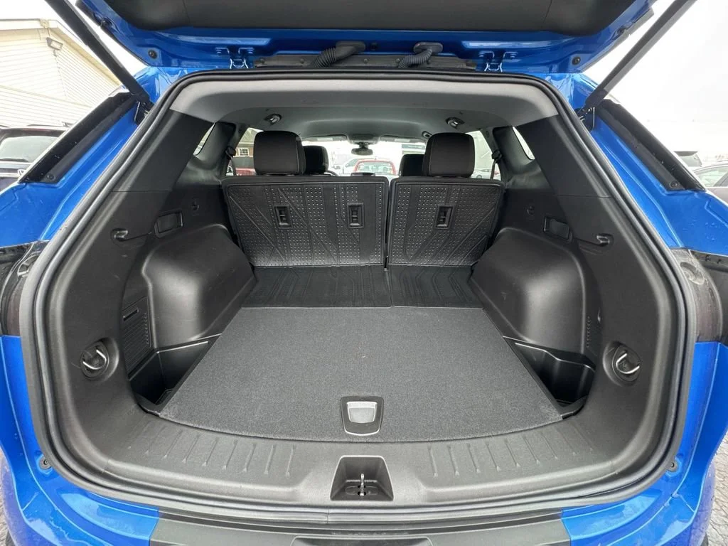 Used 2024 Riptide Blue Metallic Chevrolet 2LT image 23