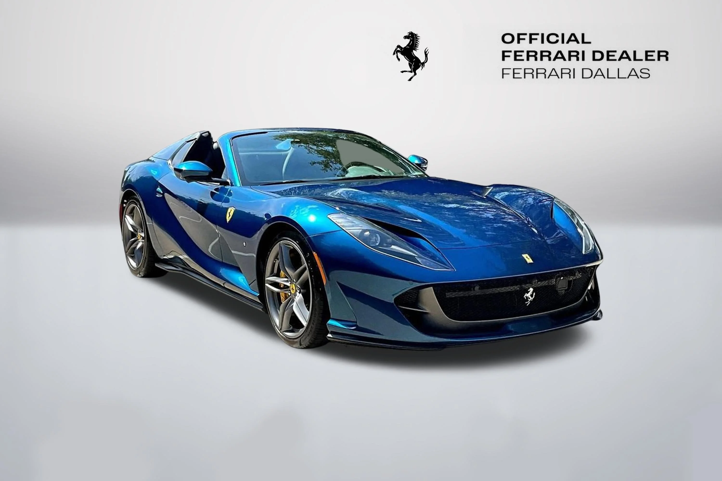 Used 2023 Blu Abu Dhabi Ferrari  image 1