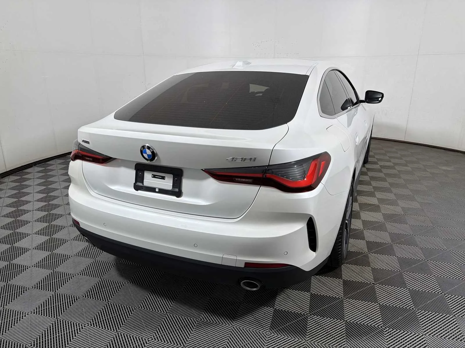 2025 BMW 4 Series 430i - Photo 6