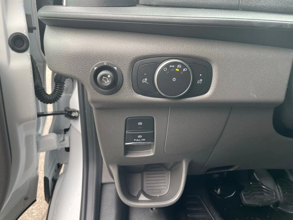 New 2026 Oxford White Ford Cargo Van image 14
