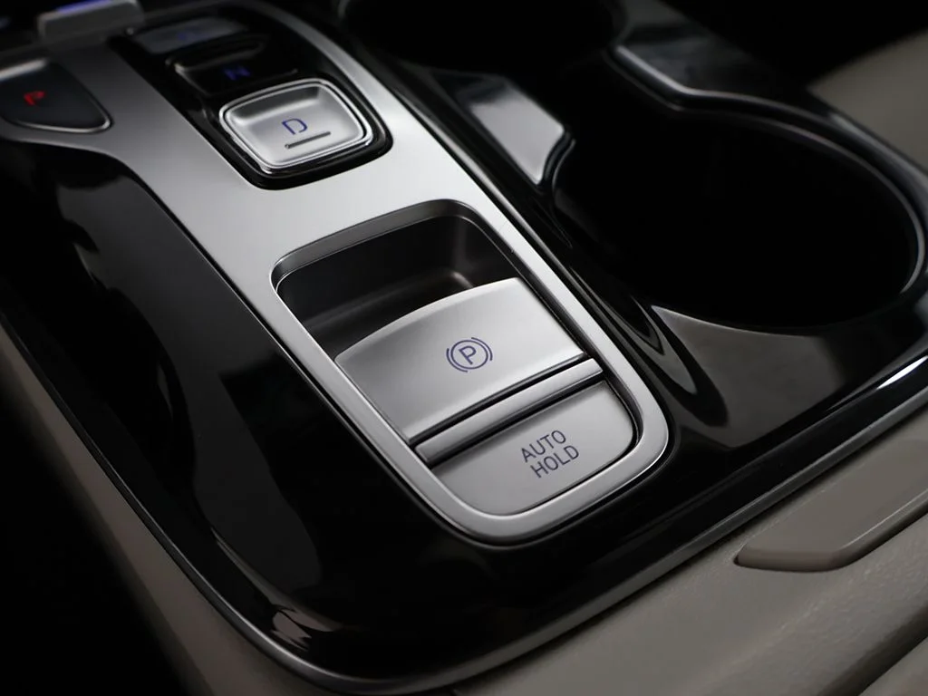 Used 2023 Shimmering Silver Hyundai Limited image 56