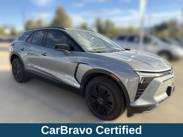 Used 2025 Sterling Gray Metallic Chevrolet LT image 5