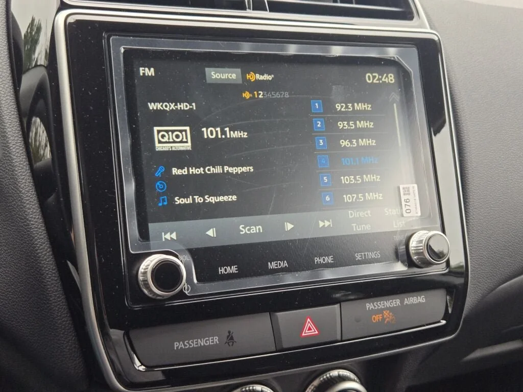 New 2027 Gray Mitsubishi 2.0 ES AWC image 21