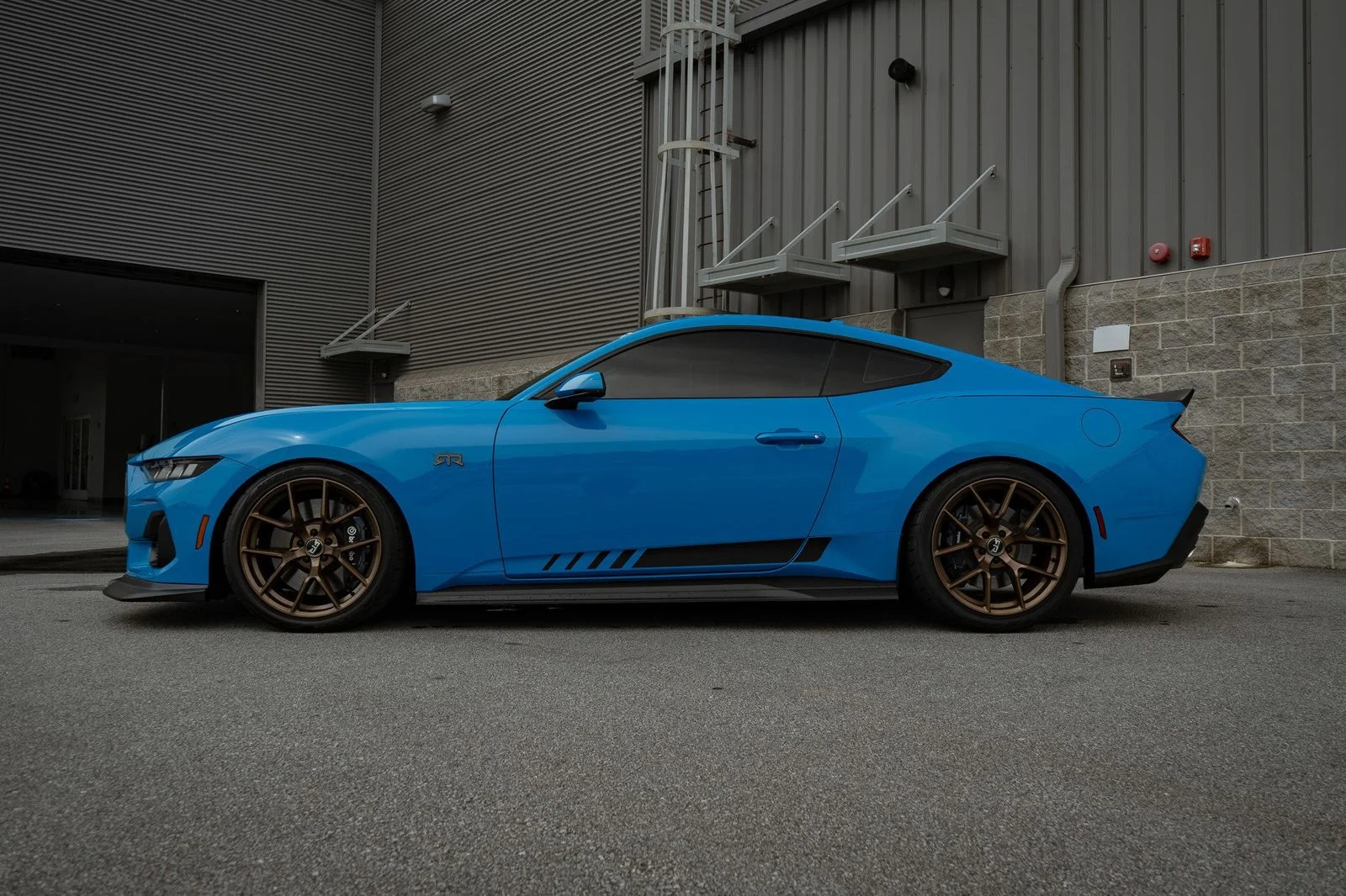 Used 2025 Grabber Blue Ford GT Premium with RTR Spec 3 Package image 20