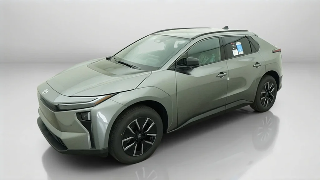 New 2027 Heavy Metal Toyota XLE image 9