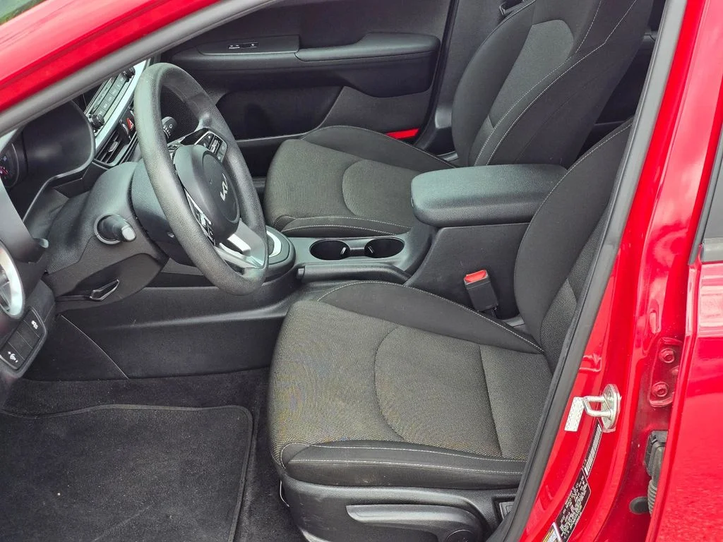 Used 2023 Red Kia LXS image 29