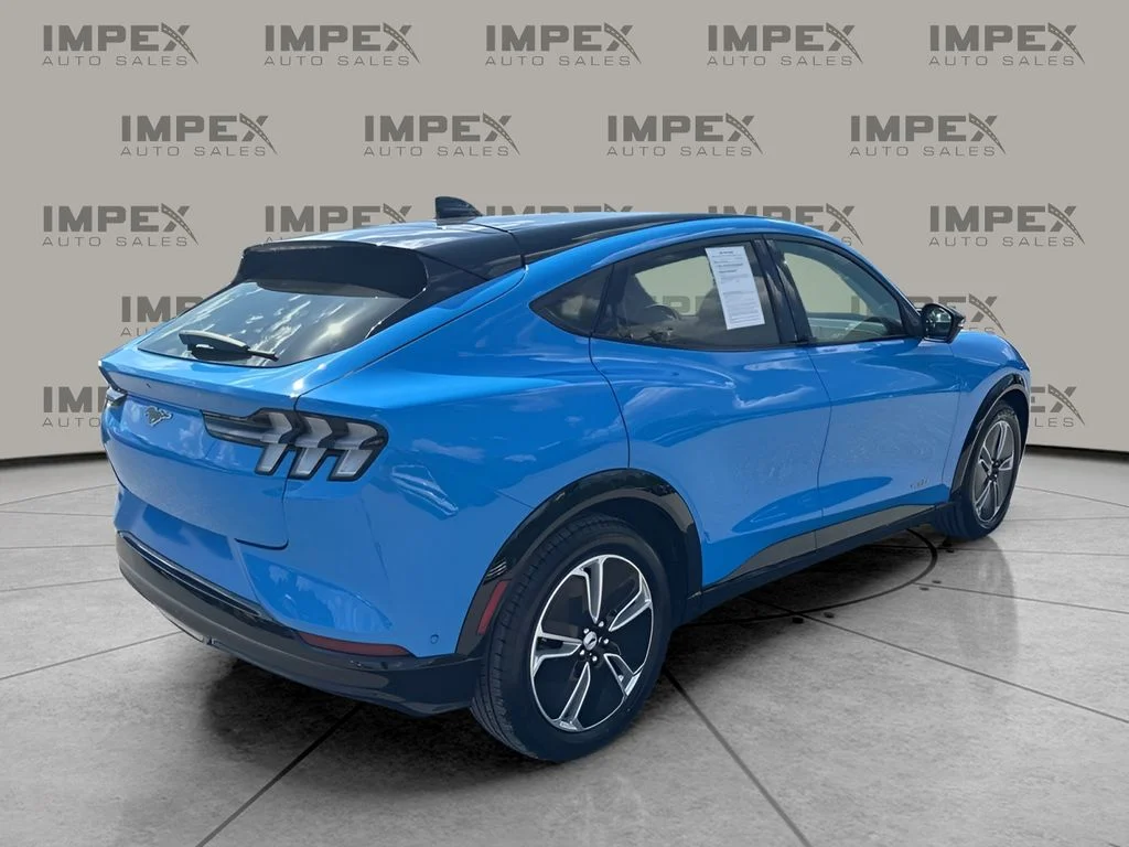 Used 2023 Blue Ford Premium image 5