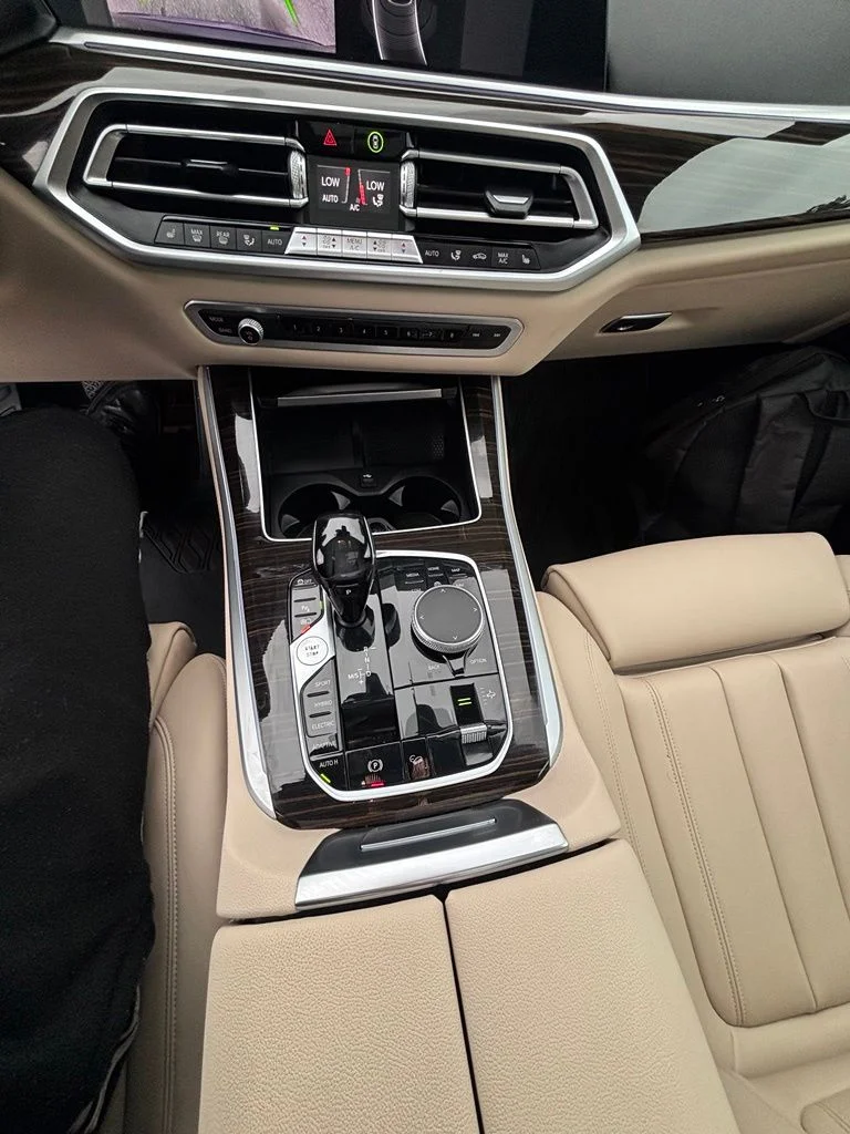 Used 2021 Gray BMW xDrive45e image 17