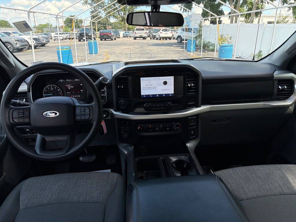Used 2021 White Ford XLT image 29