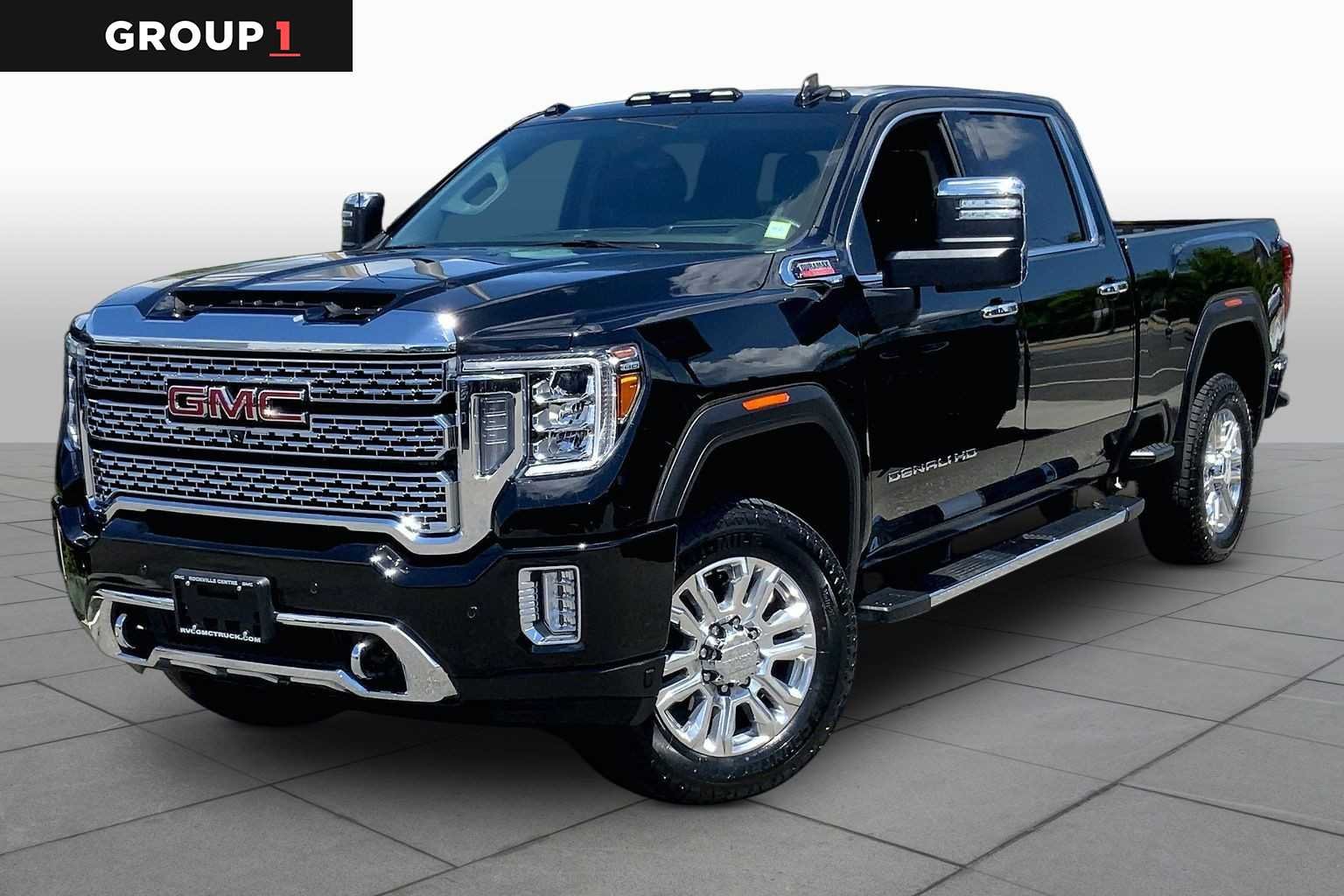 2023 GMC Sierra 4WD Crew Cab Standard Box Denali's photo