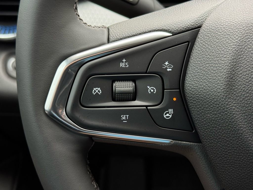 2025 Chevrolet Trax LT - Photo 23