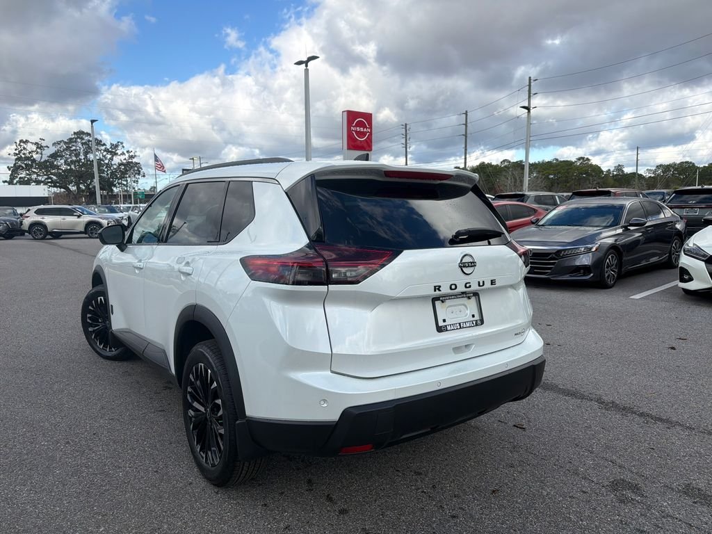 New 2026 Nissan Rogue Dark Armor 4D Sport Utility
