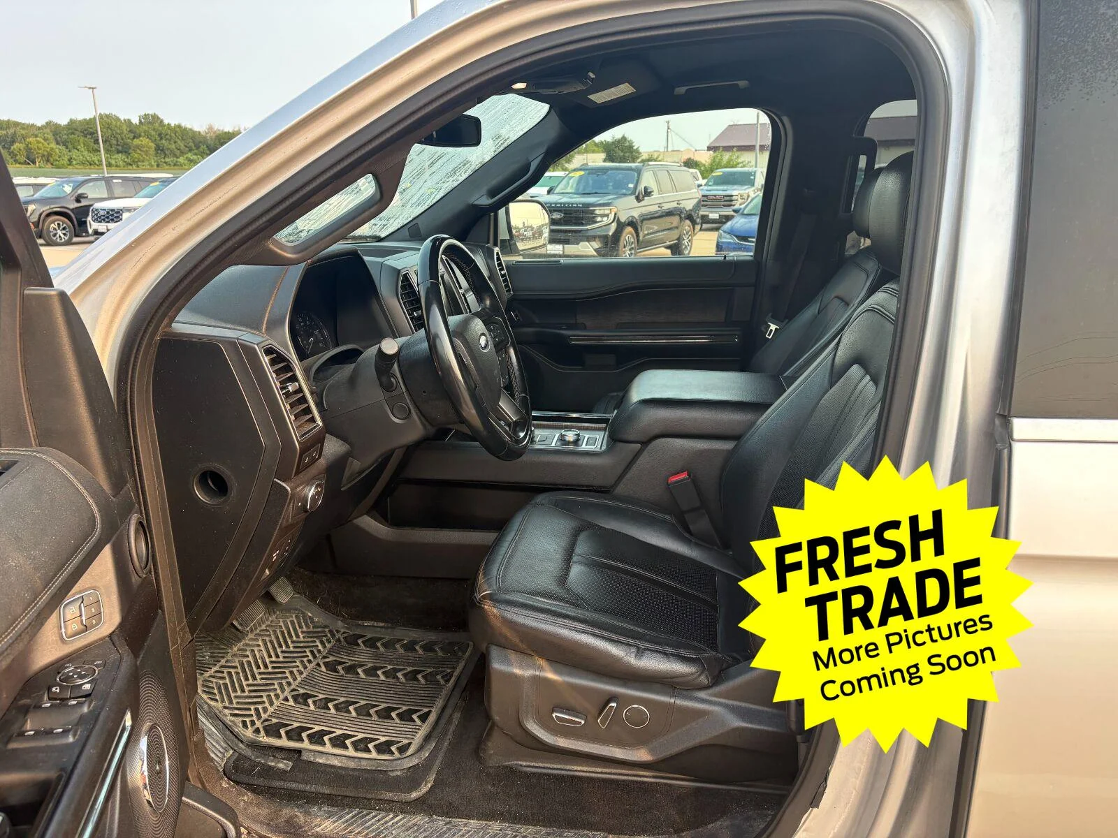 Used 2018 Ingot Silver Ford Limited image 8
