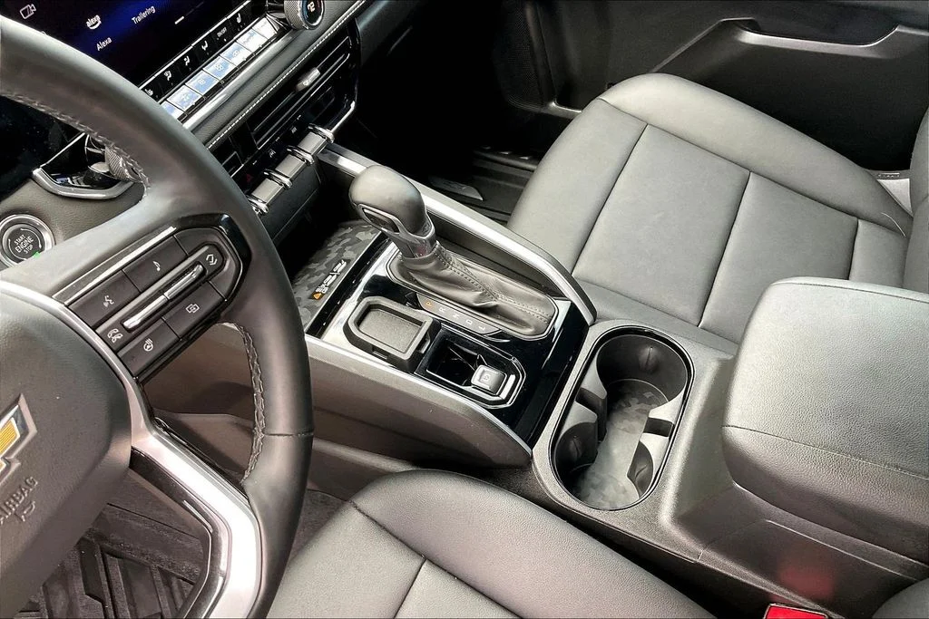 Used 2024 White Chevrolet LT image 15