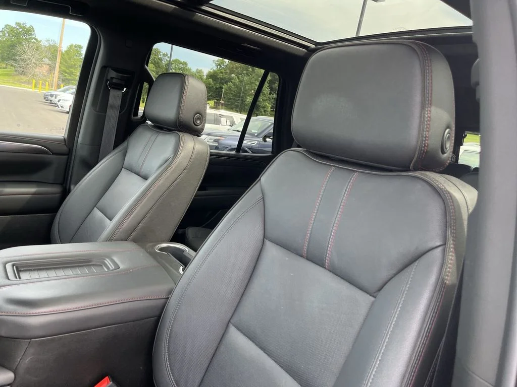 Used 2023 White Chevrolet RST image 11