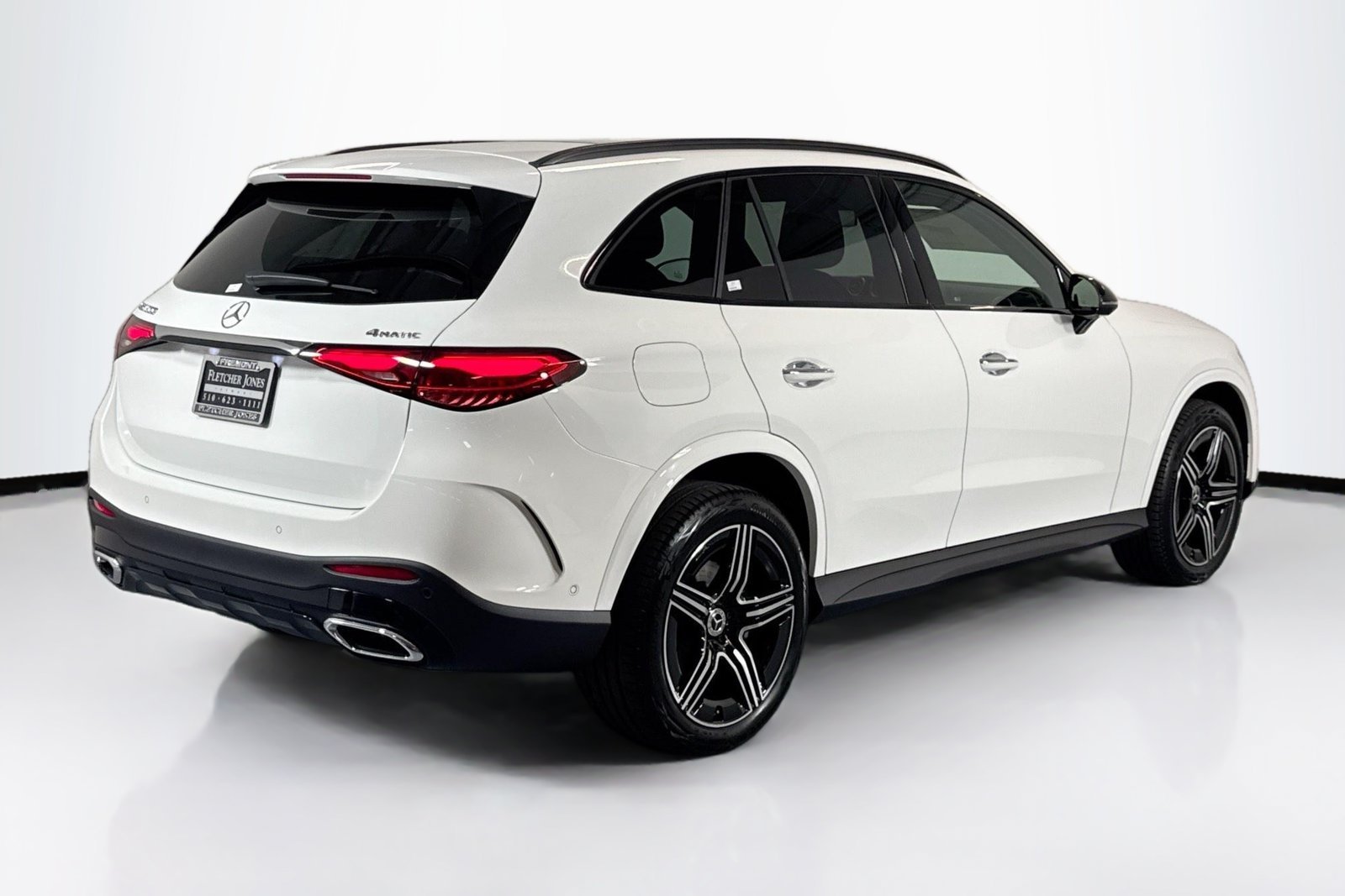 New 2026 Polar White Mercedes-Benz GLC 300 image 5