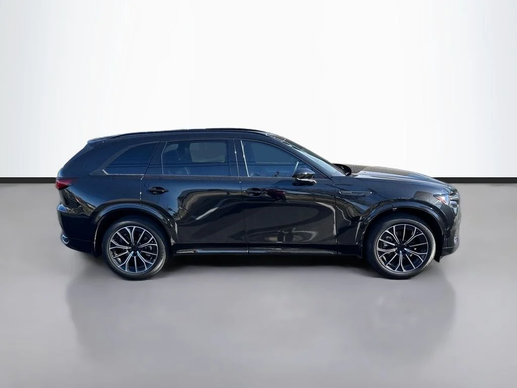 New 2026 Jet Black Mazda 3.3 Turbo S Premium image 2