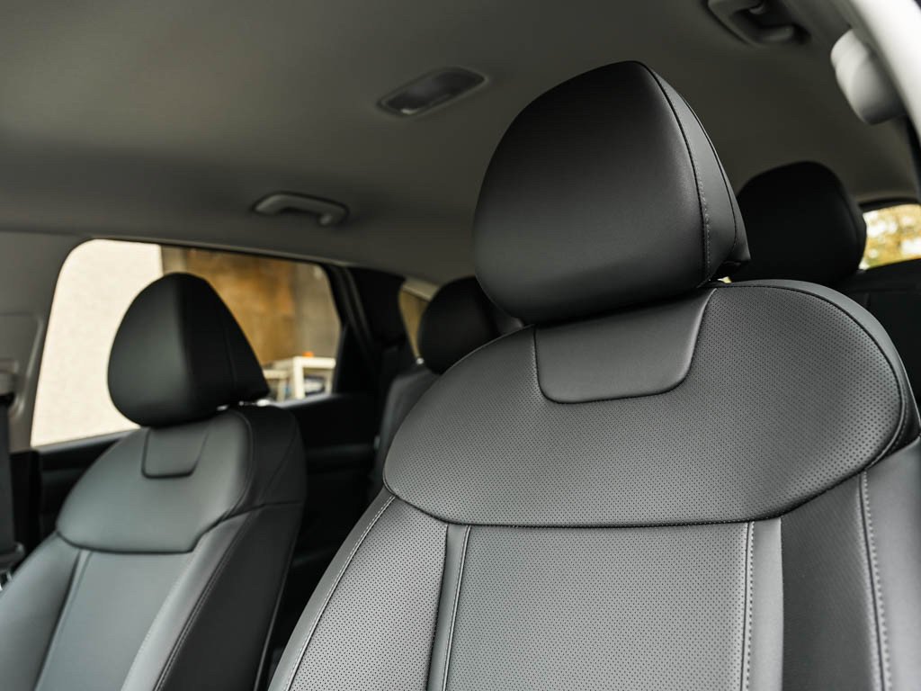 New 2026 Shimmering Silver Hyundai SEL Convenience AWD image 20
