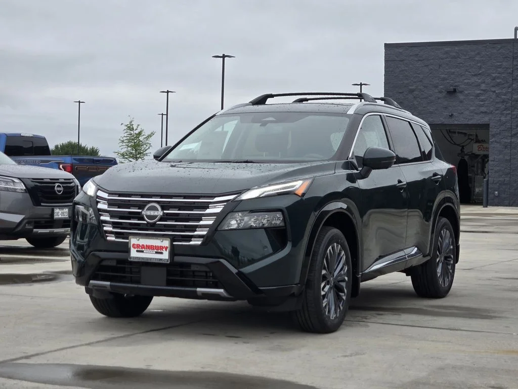 New 2026 Obsidian Green Pearl Nissan Platinum image 2