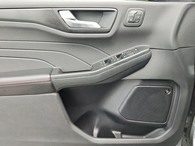 Used 2022 Gray Ford SEL image 26