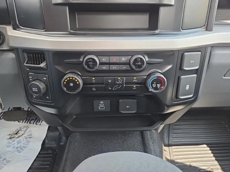 New 2026 Oxford White Ford F-250® XL image 29