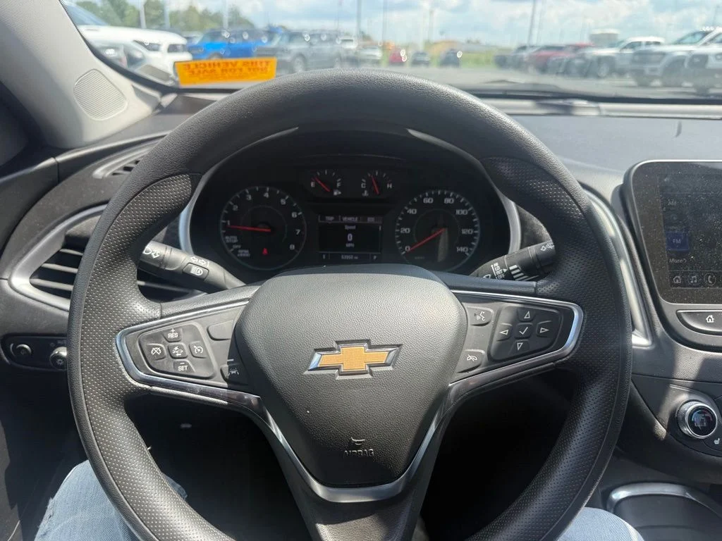 Used 2024 Gray Chevrolet LT image 25