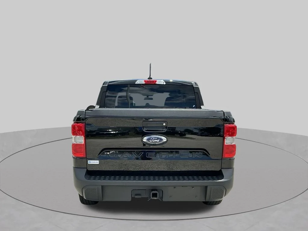 Used 2024 Black Ford XLT image 12