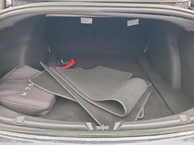 Used 2022 Gray Tesla Long Range image 9