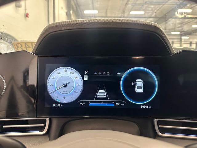 Used 2025 White Hyundai SEL Convenience image 23
