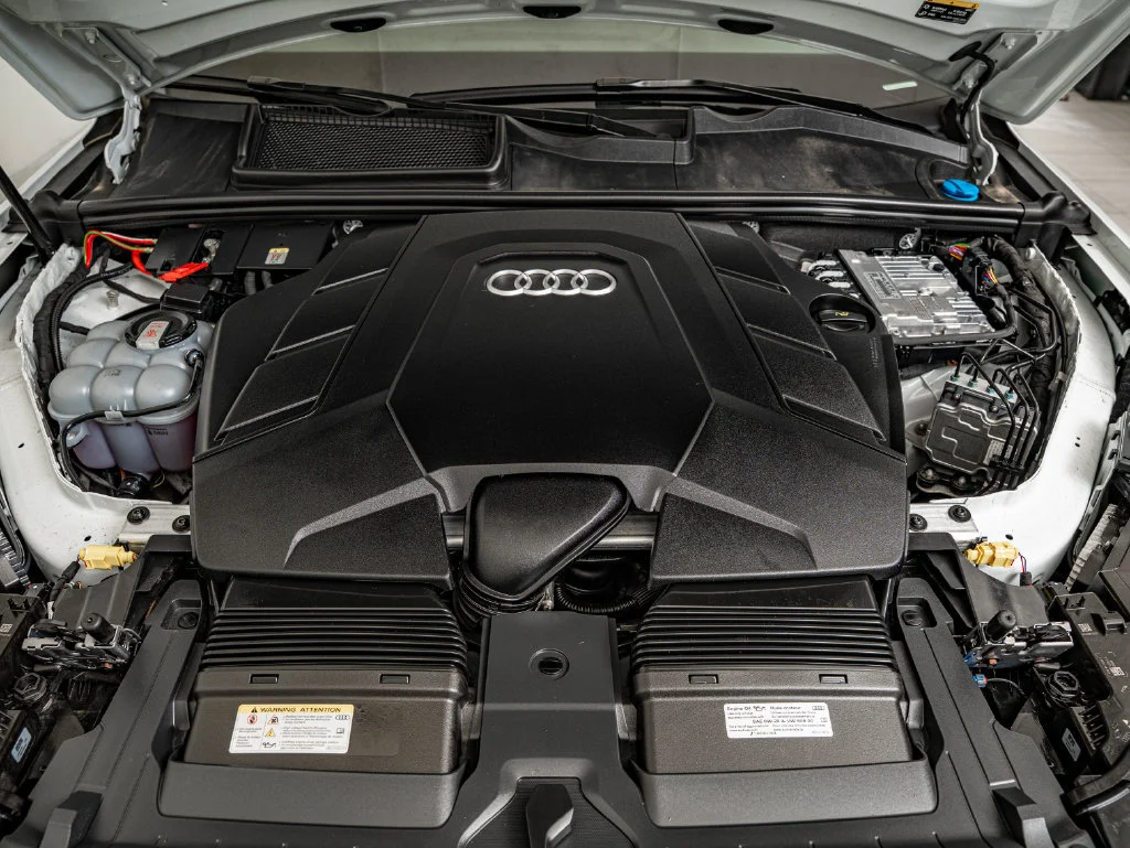 Used 2025 Glacier White Metallic Audi 55 Premium Plus image 40