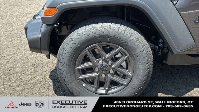 New 2026 Granite Crystal Metallic Clearcoat Jeep Sport S image 8
