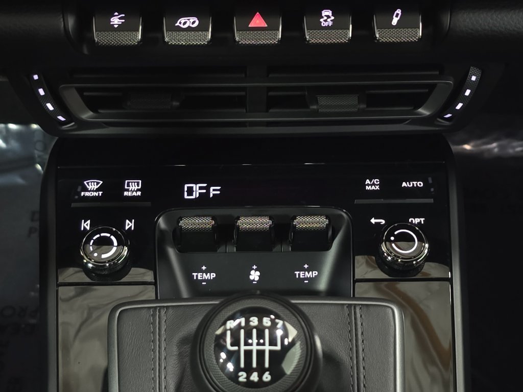 Certified Used 2024  Porsche Carrera T image 19