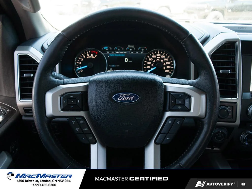 Used 2017  Ford  image 17
