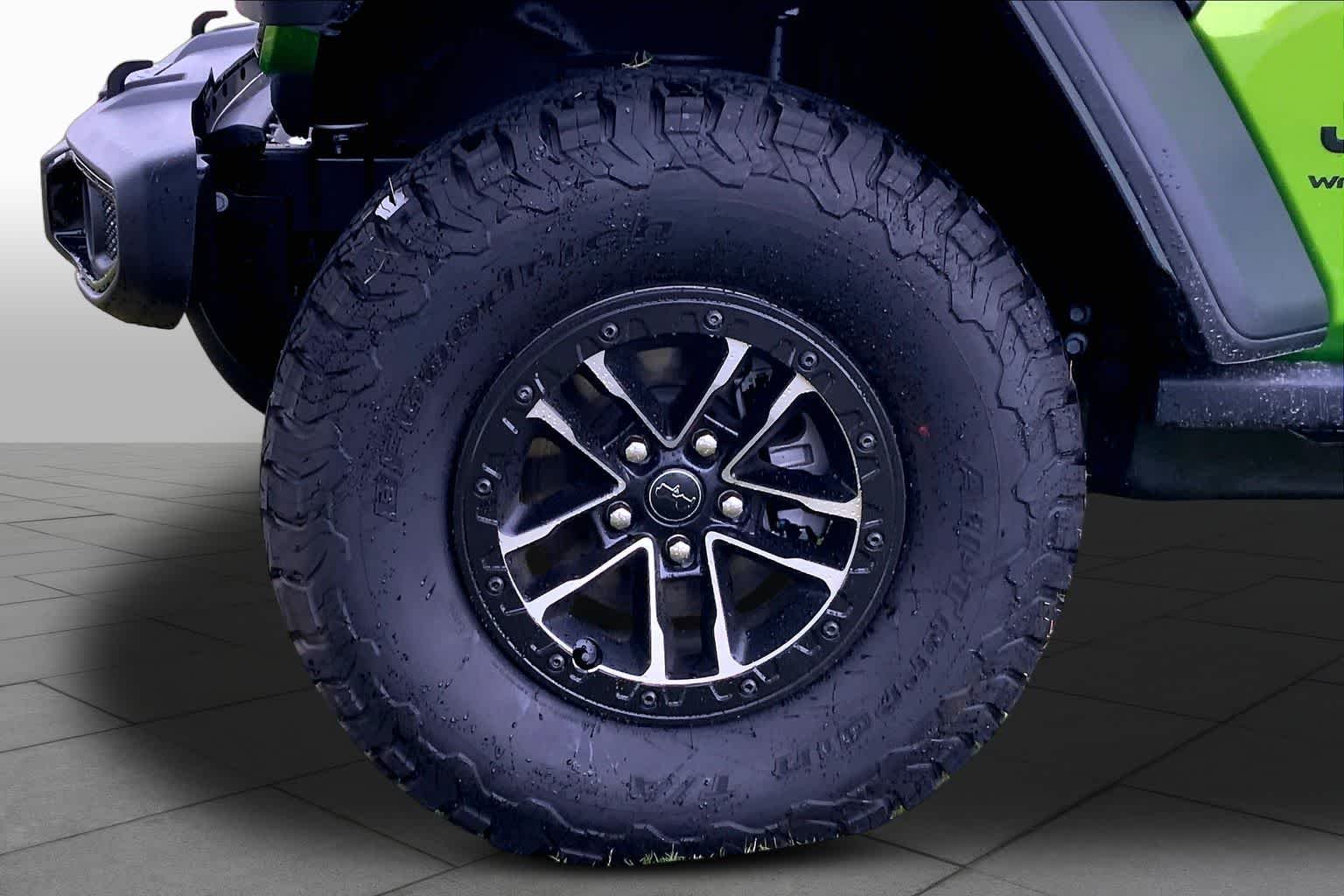 New 2026 Mojito Clear-Coat Exterior Paint Jeep Willys image 11