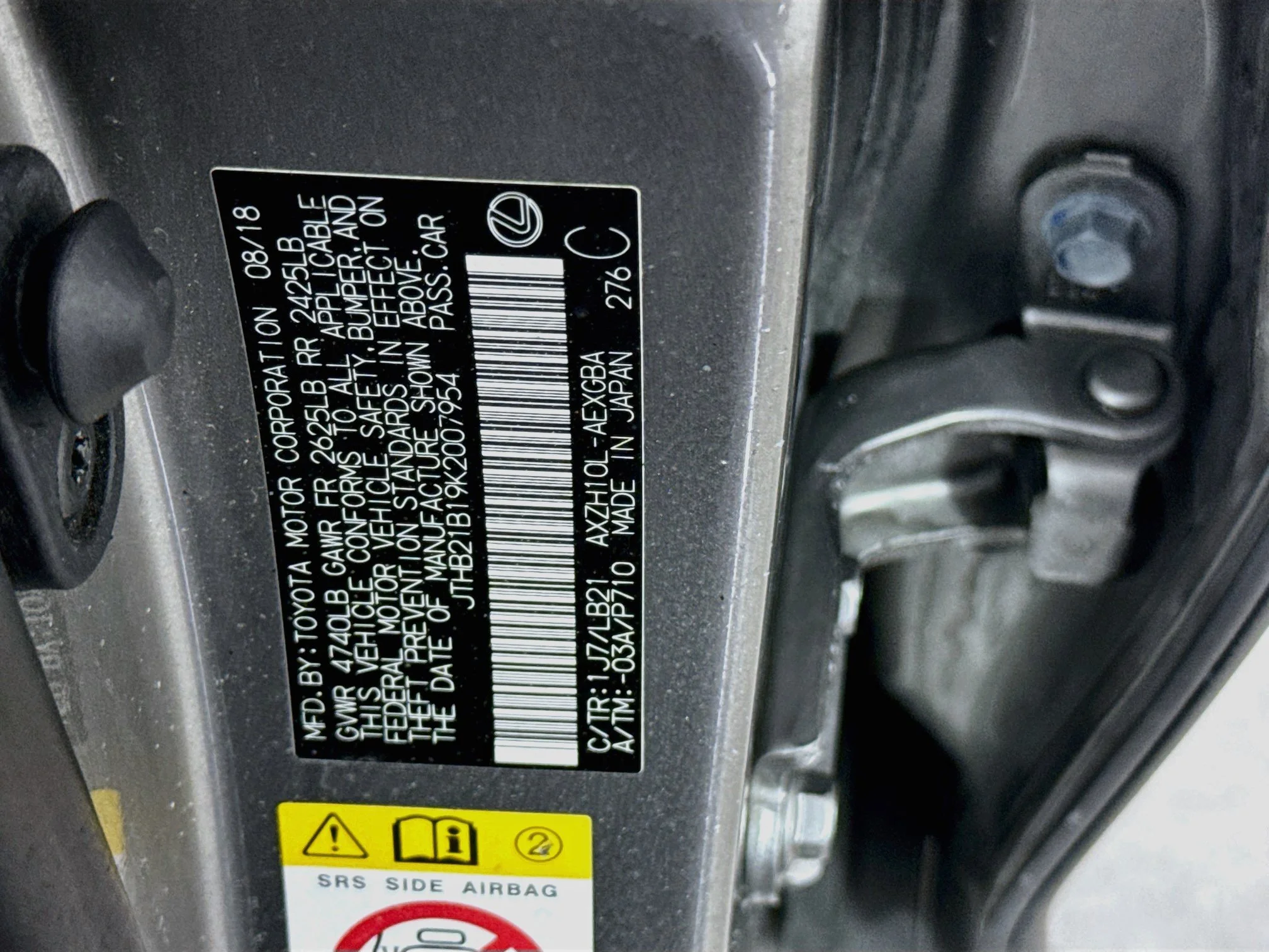 Used 2019 Silver Lexus 300h Luxury image 32