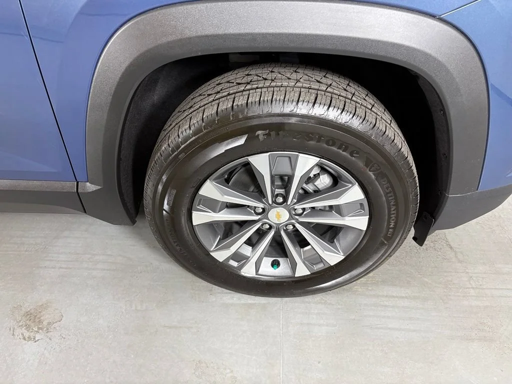 2026 Chevrolet Equinox LT - Photo 11