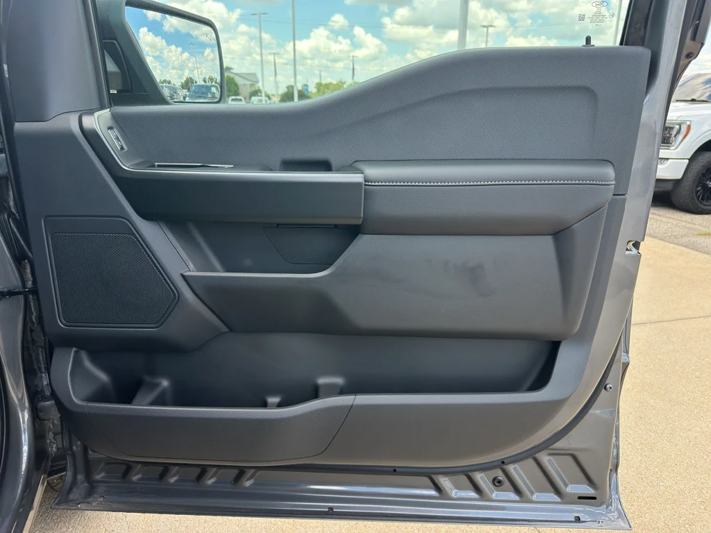 New 2026 Carbonized Gray Metallic Ford STX image 27