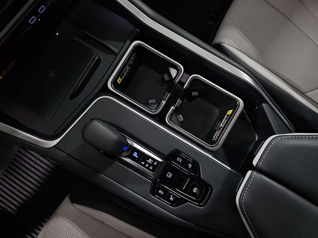 New 2026 Wind Chill Pearl Lexus F SPORT HANDLING AWD image 24