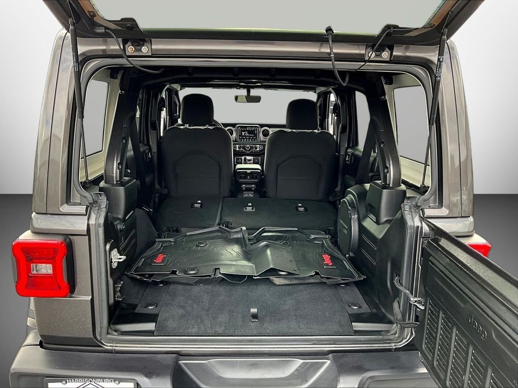 Used 2019 Gray Jeep Unlimited Sahara image 8