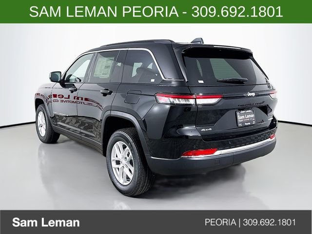 New 2026 Diamond Black Crystal Pearlcoat Jeep Laredo X image 5