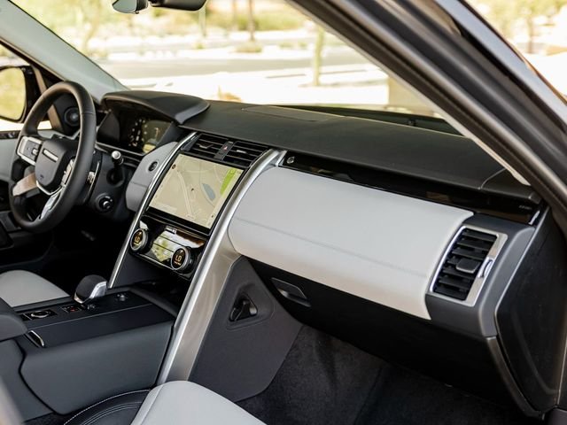 2025 Land Rover Discovery S - Photo 29