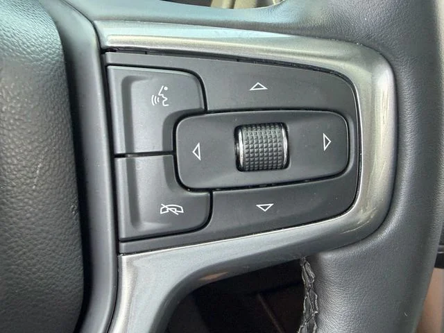 Used 2023 Black Chevrolet Premier image 32