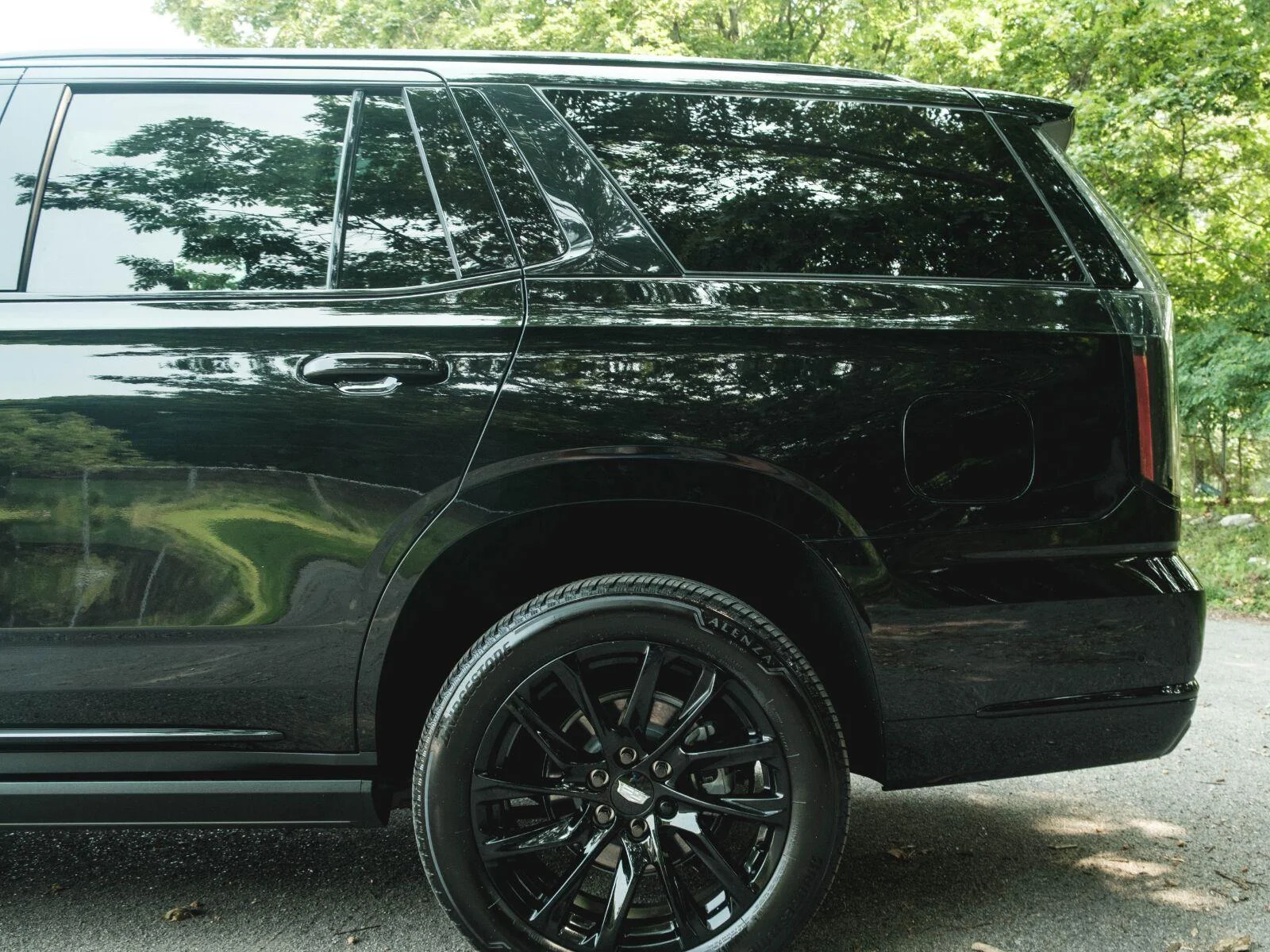 2026 Cadillac Escalade Sport - Photo 7