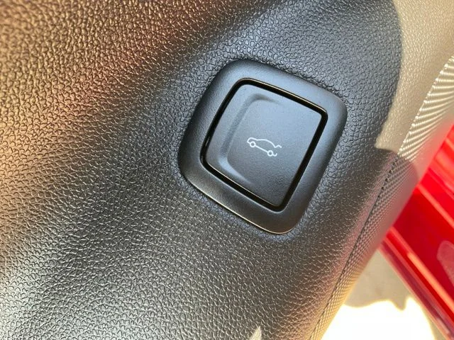 Used 2022 Red Cadillac Premium Luxury image 8