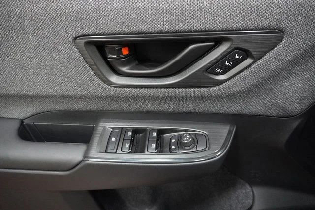 2026 Subaru Outback Limited - Photo 9