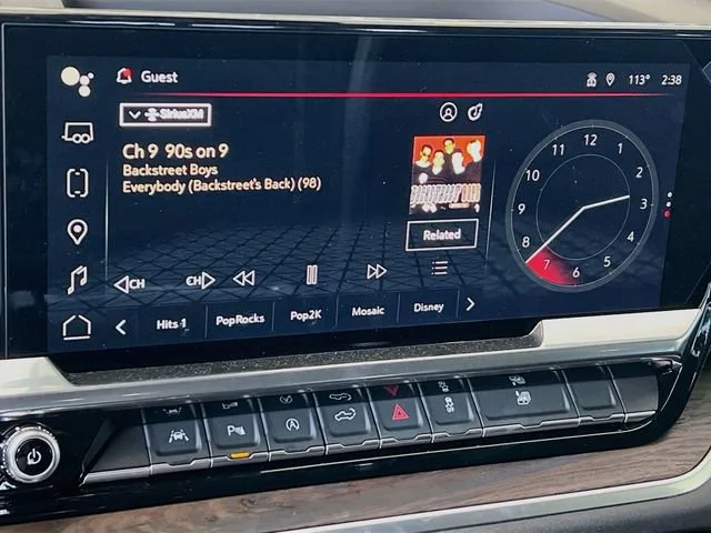 2026 GMC Sierra 1500 SLT - Photo 10